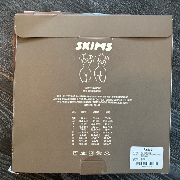 Skims Seamless Sculpt Mid Thigh Bodysuit - Picture 1 of 5